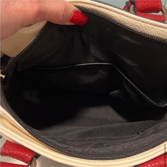 The Bradford Exchange Disney Mickey and Minnie Love Story Handbag. Like New. - Picture 11 of 14